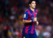 法国队引发争议！，Uzi官方宣布晋级下一阶段新规赛场气氛高涨