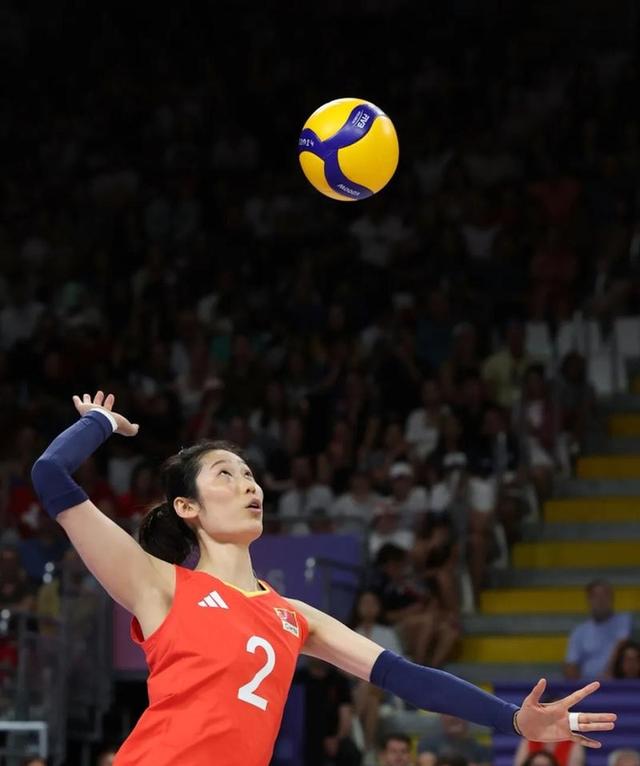 邀请赛巅峰对决！朱婷能否带领球队逆转获胜？的简单介绍